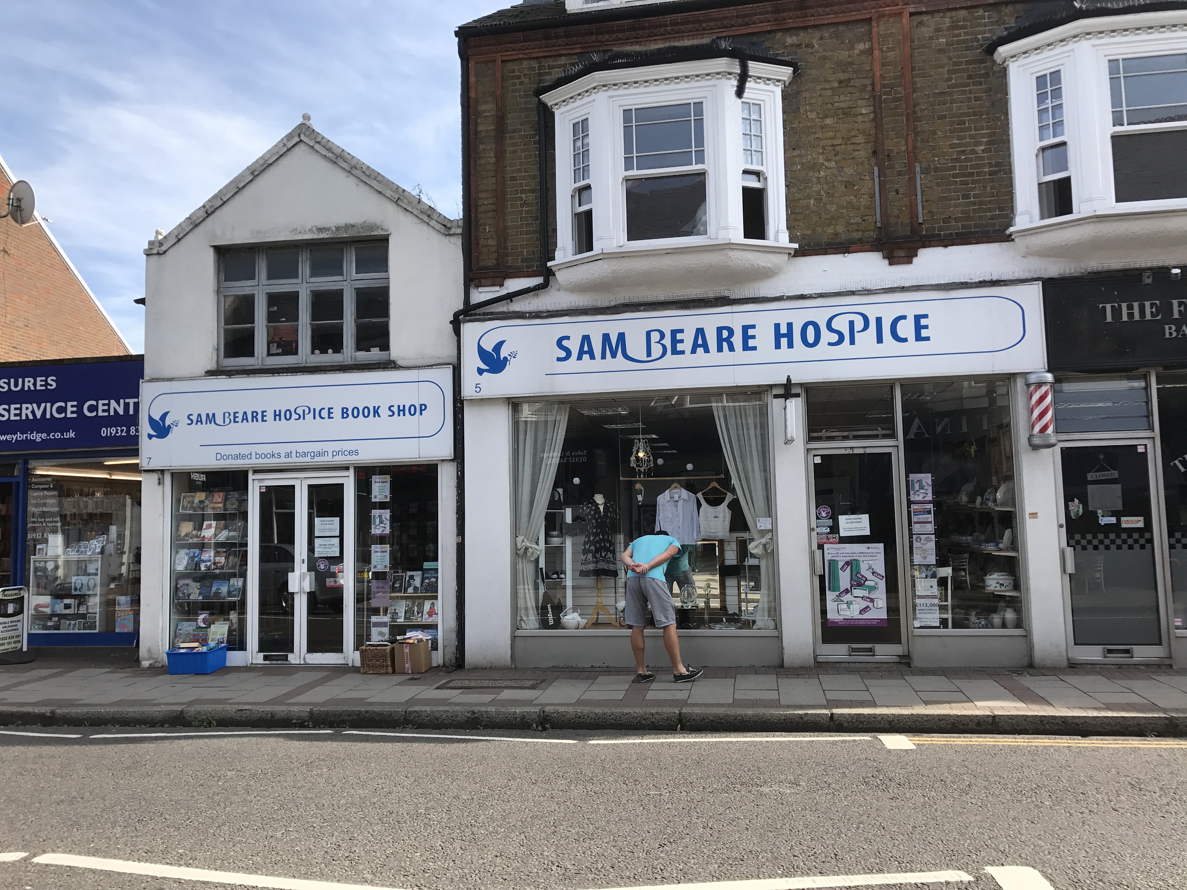 Woking & Sam Beare Hospices Charity Shops In Weybridge Town Centre, High Street